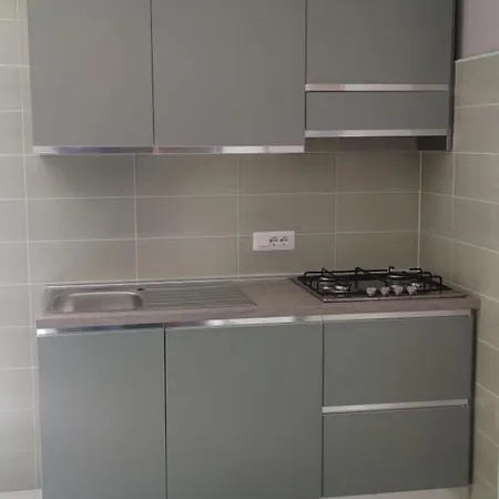 Сasa de vacaciones Simiri Caposchiera Con Cortile E Bbq *