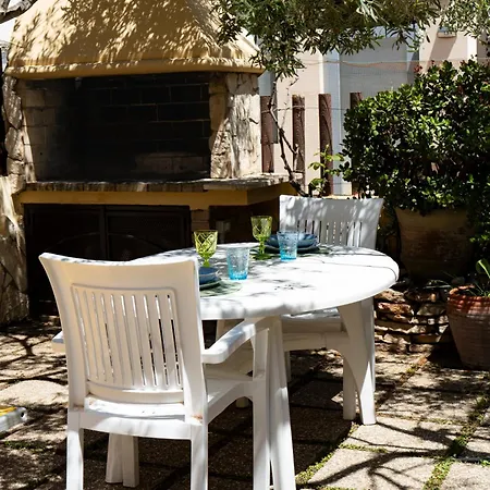 Simiri Caposchiera Con Cortile E Bbq * ヴィッラシミーウス