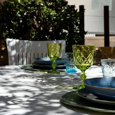 Simiri Caposchiera Con Cortile E Bbq בית נופש